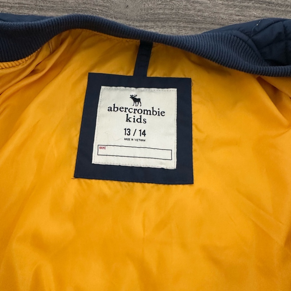 Abercrombie Kids Navy Jacket with Mustard Lining - Picture 8 of 9